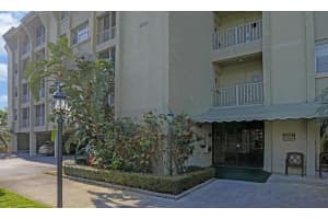 505 Spencer Drive 207, West Palm Beach