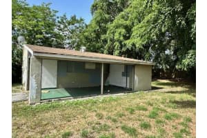 4719 Pinewood Avenue, West Palm Beach
