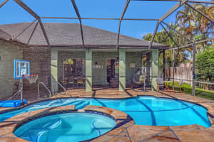 1646 Wiltshire Village Drive, Wellington, FL 33414 Sold 10/30/24