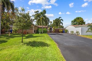 6650 Douglas Street, Hollywood, FL 33024 Sold 10/24/24