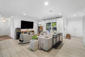 MLS# R11008325, Boca Raton, Florida 33434