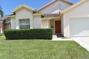 2750 Foxhall Drive W, West Palm Beach, FL 33417 Sold 09/24/24