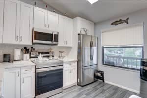 4702 Lucerne Lakes Boulevard 201, Lake Worth, FL 33467 Sold 09/18/24