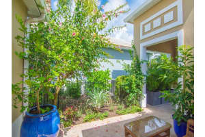 1255 Saint Georges Lane, Vero Beach, FL 32967 - MLS#R11008453