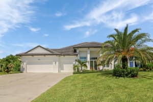 16551 76th Trail N, Palm Beach Gardens, FL 33418 Sold 09/16/24