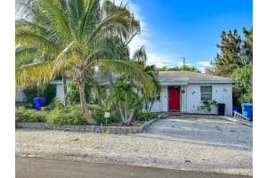 703 W Palm Street E, Lantana, FL 33462 Sold 09/23/24