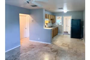 703 W Palm Street E, Lantana, FL 33462 Sold 09/23/24
