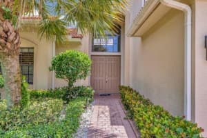 2176 NW Diamond Creek Way, Jensen Beach, FL 34957 Sold 03/28/25