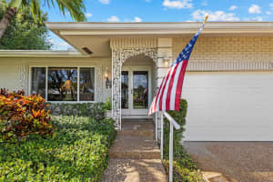 3210 Lakeview Drive, Delray Beach, FL 33445 Sold 05/14/25
