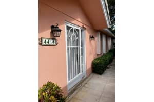 4414 Lacey Oak Drive, Palm Beach Gardens, FL 33410 Sold 01/31/25