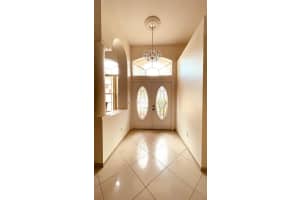 300 Lakepark Trail, Oviedo, FL 32765 Sold 10/04/24