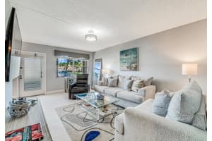 1050 Newcastle C, Boca Raton, FL 33434 - MLS#R11008727