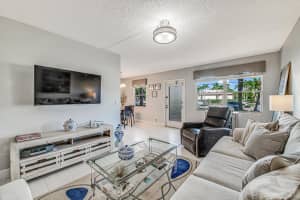 1050 Newcastle C, Boca Raton, FL 33434 - MLS#R11008727