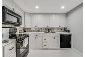 1050 Newcastle C, Boca Raton, FL 33434 - MLS#R11008727