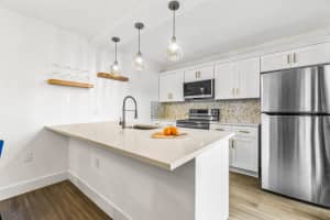 4222 42nd Way, West Palm Beach, FL 33407 Sold 09/30/24