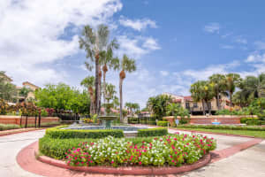 300 Uno Lago Drive 301, Juno Beach, FL 33408 Sold 09/19/24