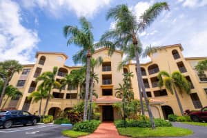 300 Uno Lago Drive 301, Juno Beach, FL 33408 Sold 09/19/24