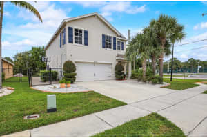 3773 Whitney Park Lane, Lake Worth Beach, FL 33463 Sold 11/27/24