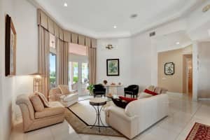 2449 Chesapeake Circle, West Palm Beach, FL 33409 Sold 09/13/24