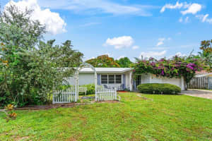 9917 N Fuschia Circle, Palm Beach Gardens, FL 33410 Sold 11/14/24