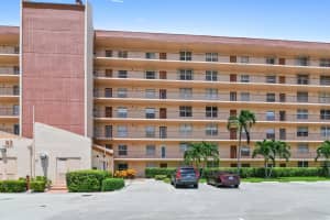 14671 Bonaire Boulevard 207, Delray Beach