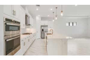 15768 Key Biscayne Lane, The Acreage, FL 33470 Sold 10/04/24