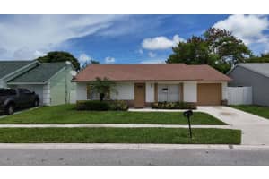 5921 Ithaca Circle W, Lake Worth, FL 33463 Sold 10/30/24