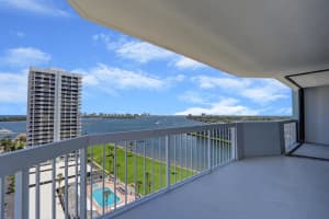 123 Lakeshore Drive 1442, North Palm Beach, FL 33408 Sold 12/06/24