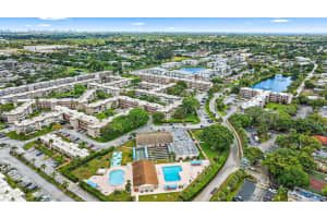 725 Lori Drive 201, Palm Springs, FL 33461 Sold 10/03/24