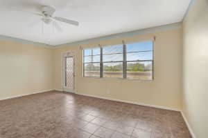 3073 Newport Q 3073, Deerfield Beach, FL 33442 Sold 03/20/25