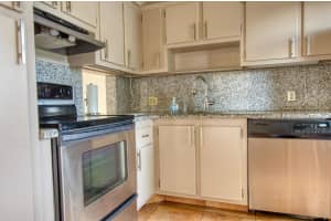 4284 Deste Court 207, Lake Worth, FL 33467 Sold 02/14/25