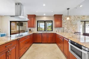 10182 NW 1st Manor, Coral Springs, FL 33071 Sold 09/16/24