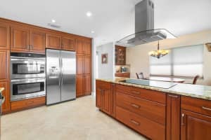 10182 NW 1st Manor, Coral Springs, FL 33071 Sold 09/16/24