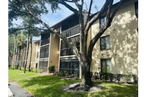 204 Foxtail Drive E3, Greenacres, FL 33415 Sold 09/23/24