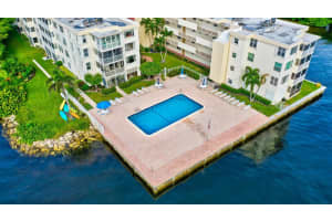 MLS# R11009350, Boynton Beach, Florida 33435