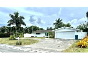 902 SW 27th Place, Boynton Beach, FL 33435 Sold 11/19/24