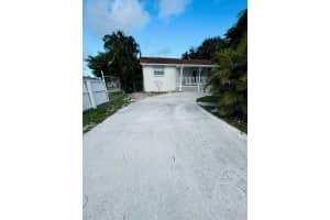 1884 Kirk Rd, Palm Springs, FL 33406 Sold 09/18/24