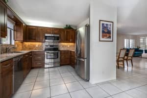 7563 Glendevon Lane 1301, Delray Beach, FL 33446 Sold 02/07/25