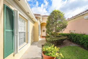 4775 Lakeland Drive, Delray Beach, FL 33445 Sold 11/22/24