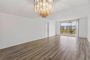 198 NW 67th Street 403, Boca Raton, FL 33487 Sold 10/21/24