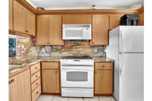 2561 Village Boulevard 403, West Palm Beach, FL 33409 Sold 09/16/24