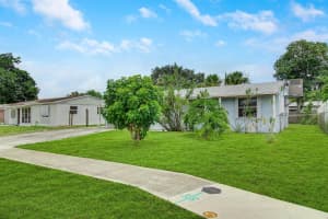 2020 SW 48th Avenue, Plantation, FL 33317 Sold 08/13/24