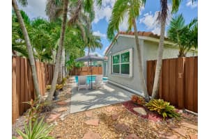 3277 NW 22nd Avenue, Oakland Park, FL 33309 Sold 09/20/24
