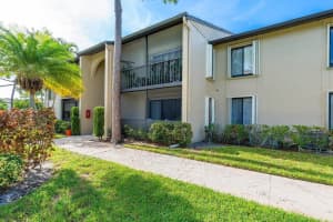 707 Sunny Pine Way F1, Greenacres, FL 33415 Sold 09/06/24