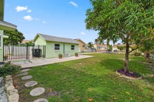 301 N B Street, Lake Worth Beach, FL 33460 Sold 11/07/24