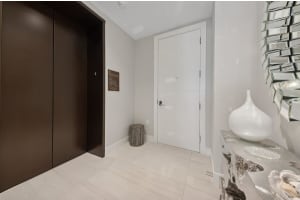 200 SE Mizner Boulevard 609, Boca Raton, FL 33432 Sold 12/03/24