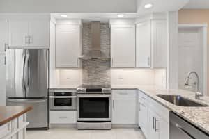 15 Harbour Isle Drive 102, Fort Pierce, FL 34949 Sold 10/11/24