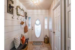 625 39th Court SW, Vero Beach, FL 32968 Sold 02/13/25