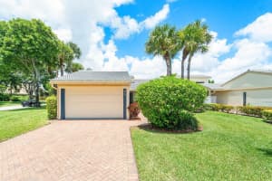 8 Eastgate Drive A, Boynton Beach, FL 33436 Sold 10/30/24