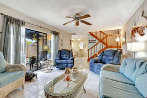 3818 38th Way, West Palm Beach, FL 33407 Sold 02/24/25